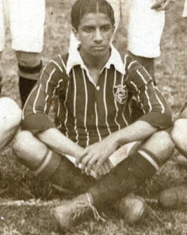 Carlos Alberto, o jogador pó de arroz do fluminese.