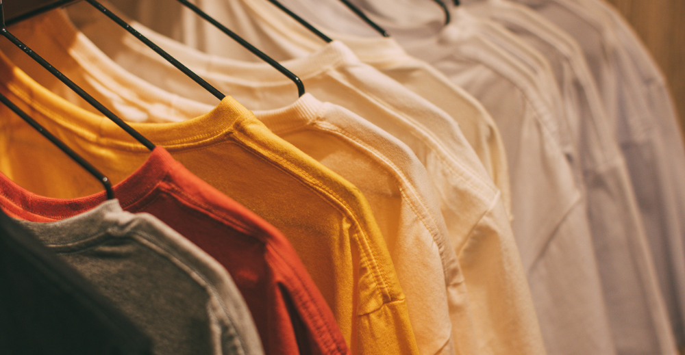 5 dicas para renovar o guarda-roupa gastando pouco